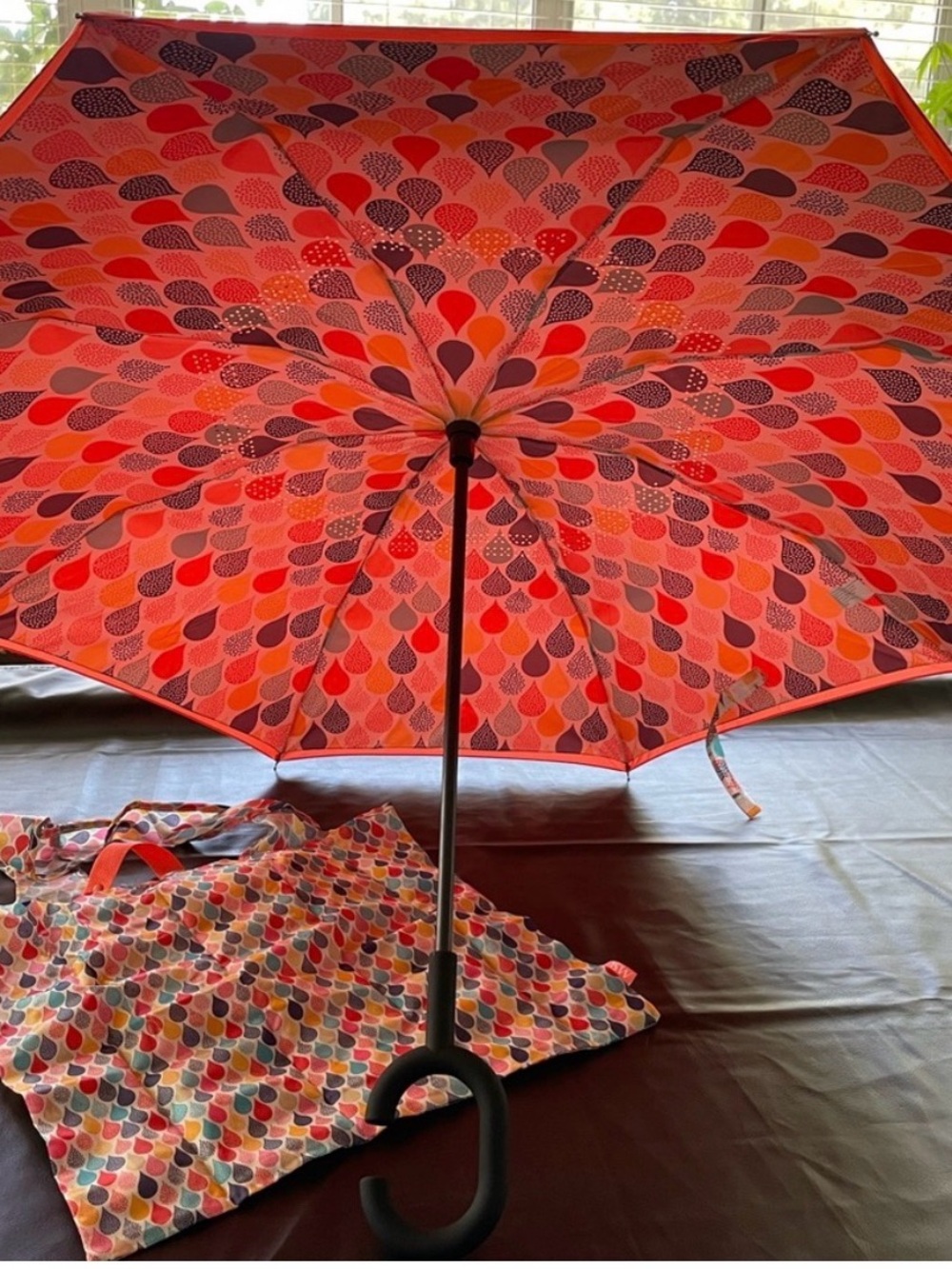 NEW!! Colorful Reversible Raindrop Print Umbrella With Matching Tote